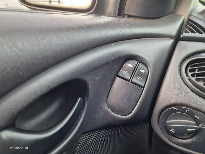 Ford Focus II 9