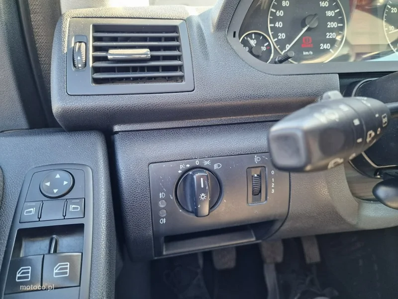 Mercedes-Benz Klasa A W169 A 150 11