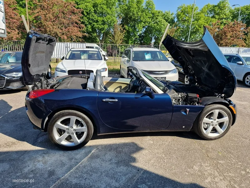 Pontiac Solstice 22