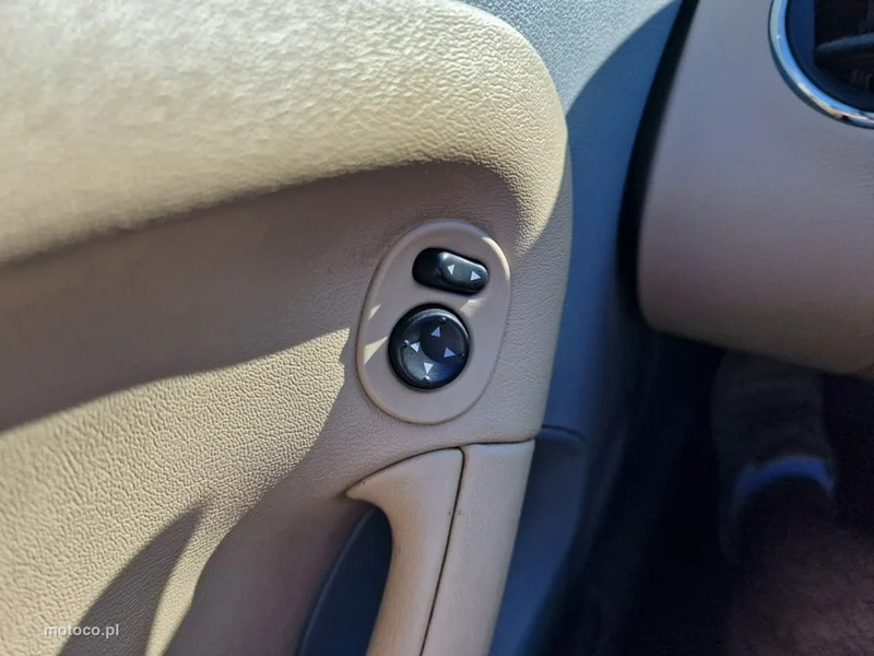 Pontiac Solstice 29