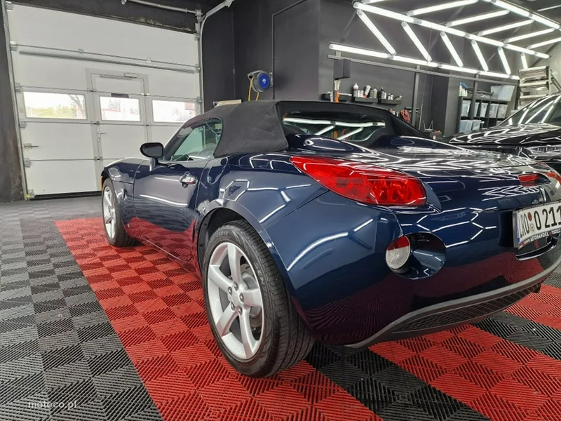 Pontiac Solstice 7