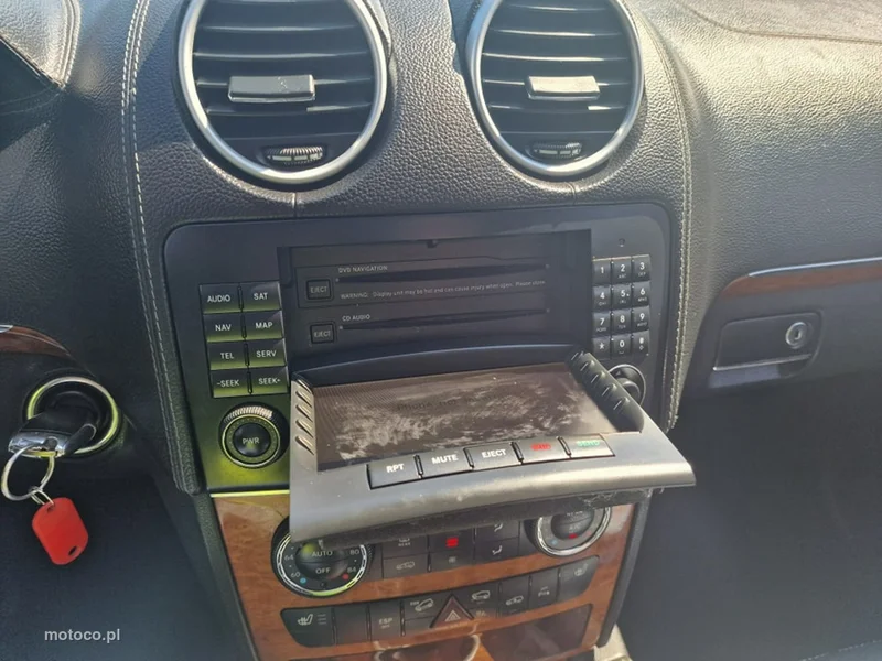 Mercedes-Benz GL X164 GL 450 18