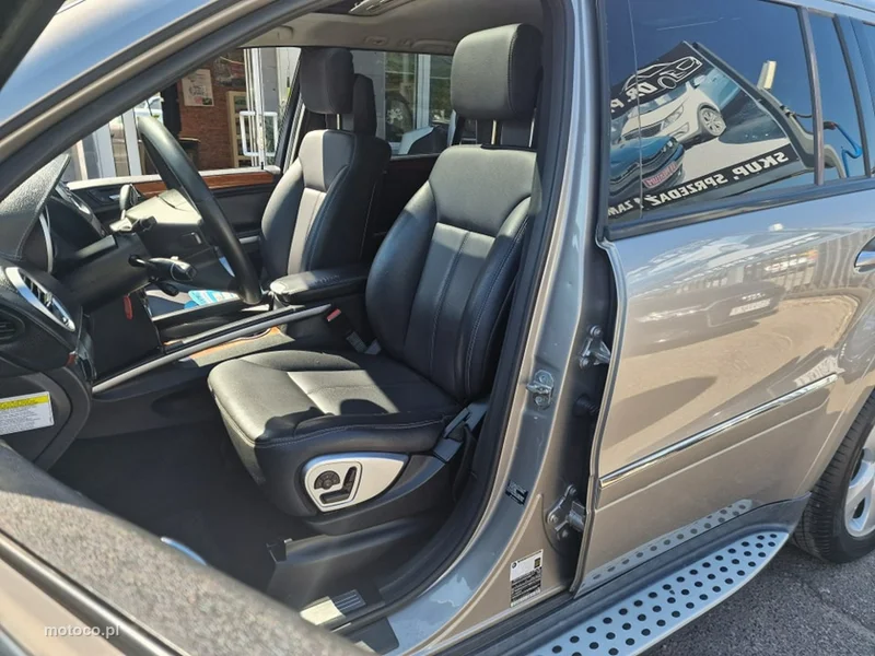 Mercedes-Benz GL X164 GL 450 6