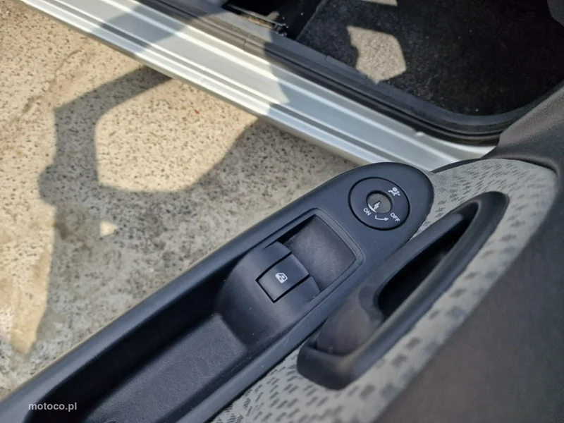 Renault Clio III 19