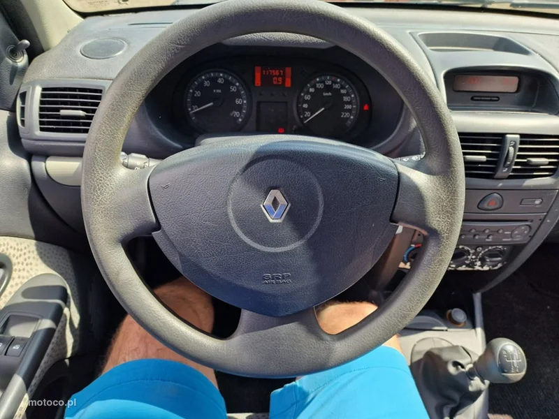 Renault Clio III 8