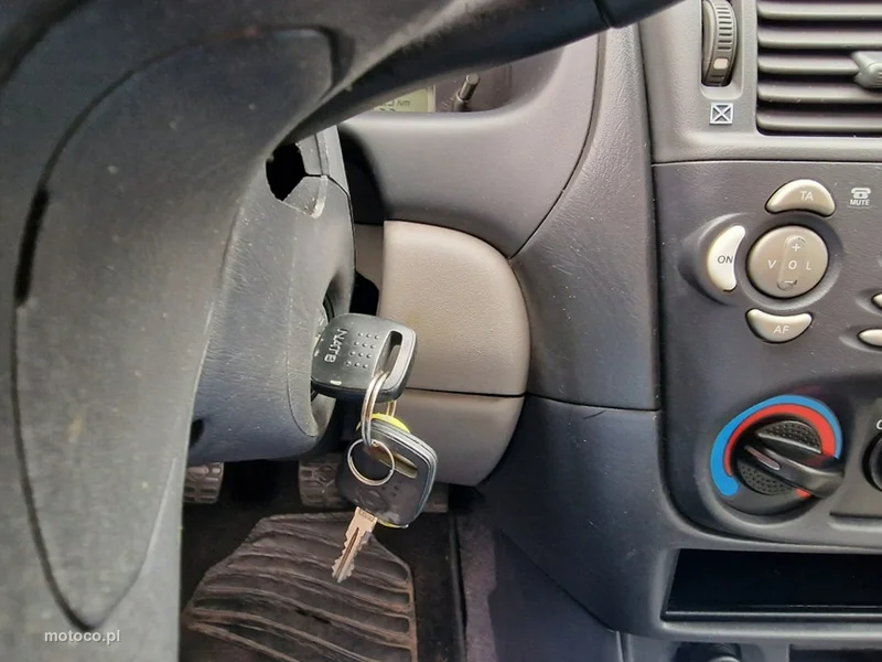 Nissan Almera 11