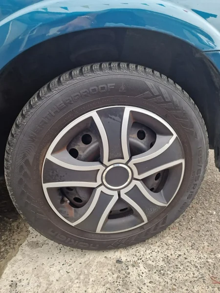 Nissan Almera 23