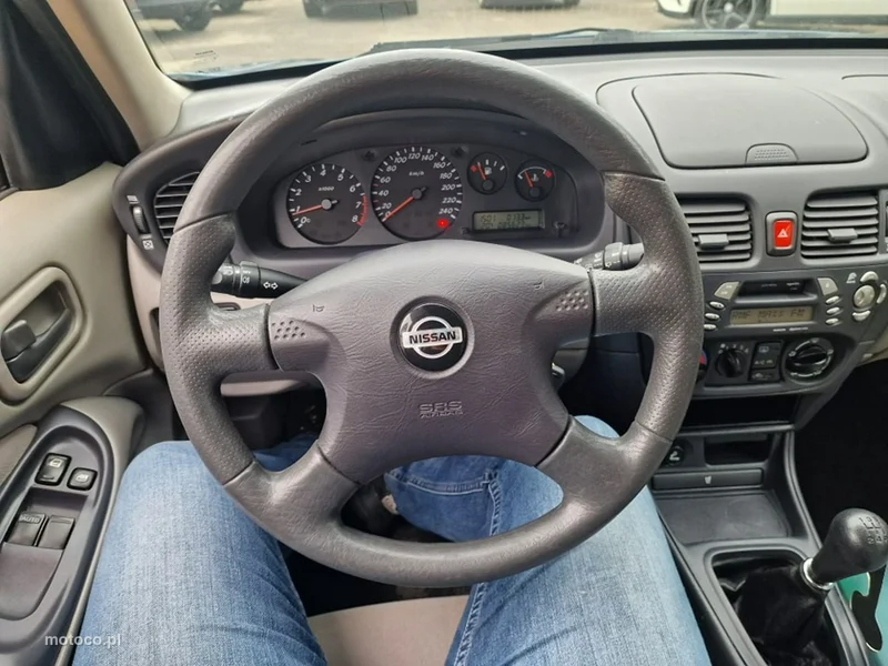 Nissan Almera 7