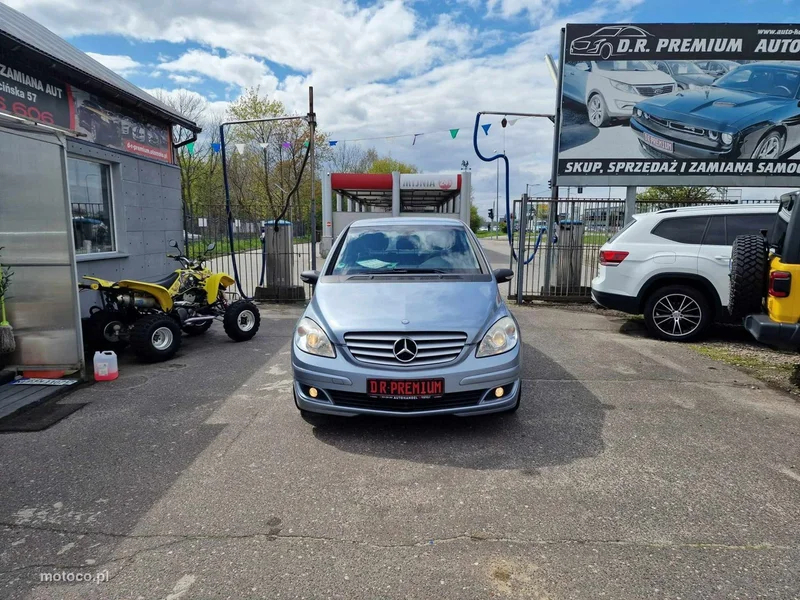 Mercedes-Benz Klasa B W245 B 180 2