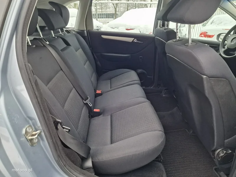 Mercedes-Benz Klasa B W245 B 180 22