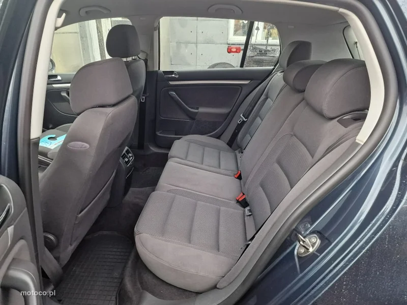Volkswagen Golf V 21