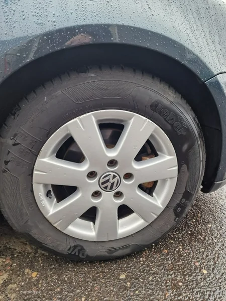 Volkswagen Golf V 25
