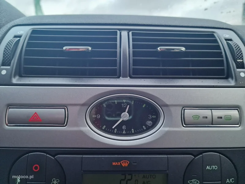 Ford Mondeo III 15