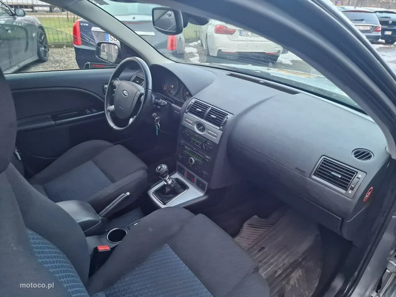 Ford Mondeo III 20