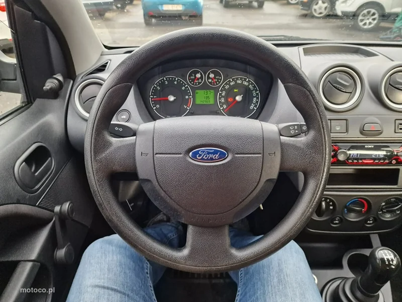 Ford Fiesta V 7