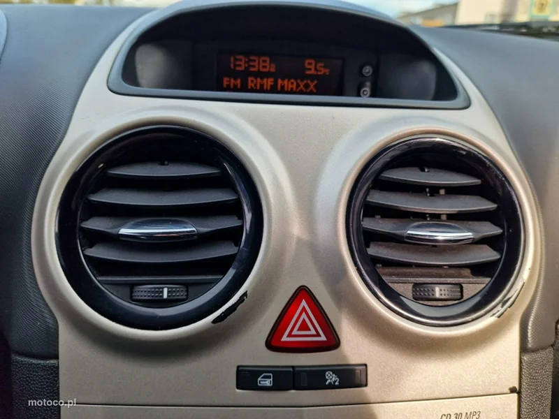 Opel Corsa D 18