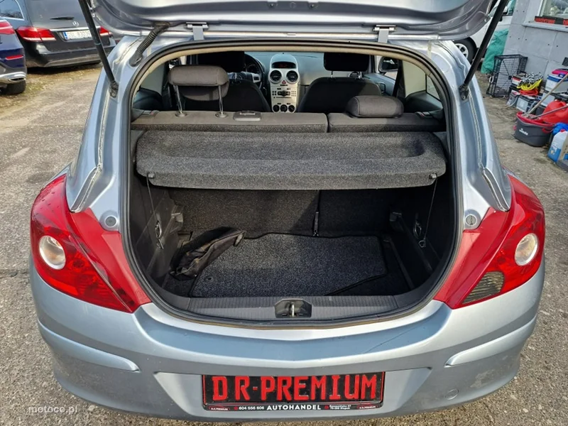 Opel Corsa D 24