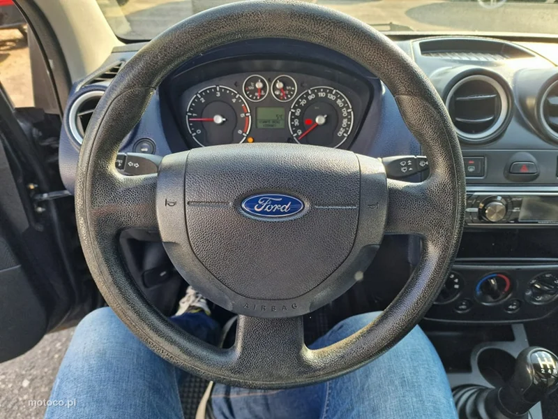 Ford Fiesta V 7