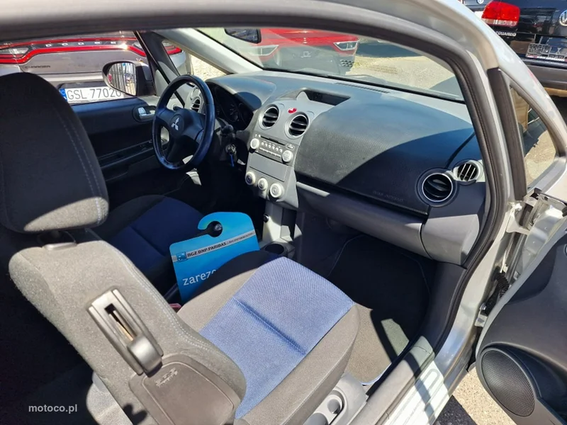 Mitsubishi Colt 17