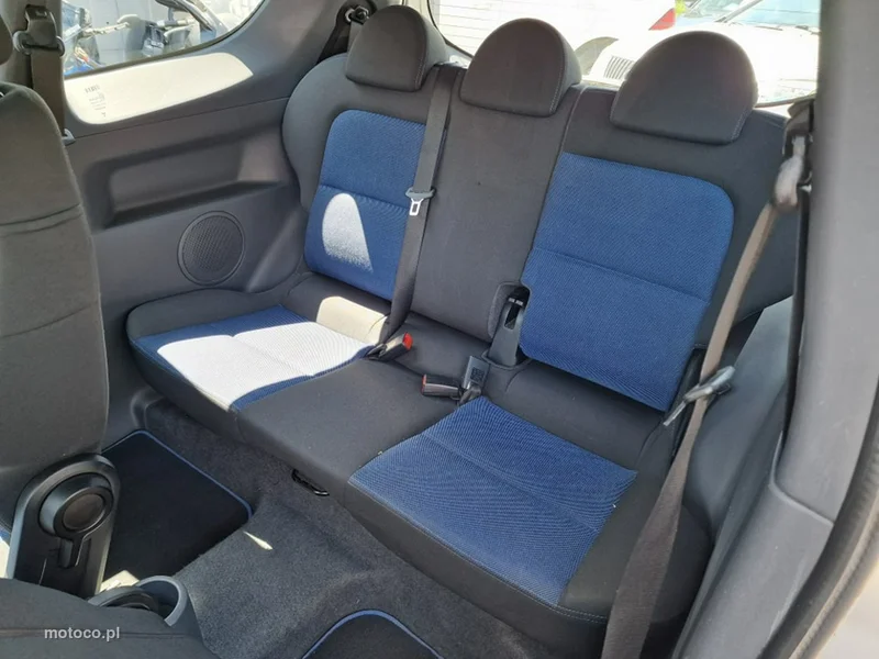 Mitsubishi Colt 19