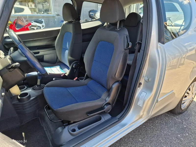 Mitsubishi Colt 7
