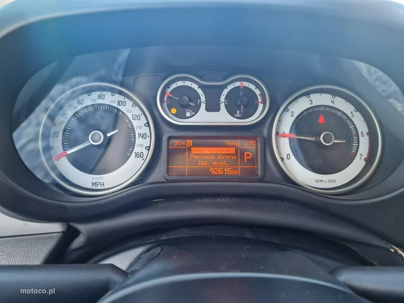 Fiat 500L 8