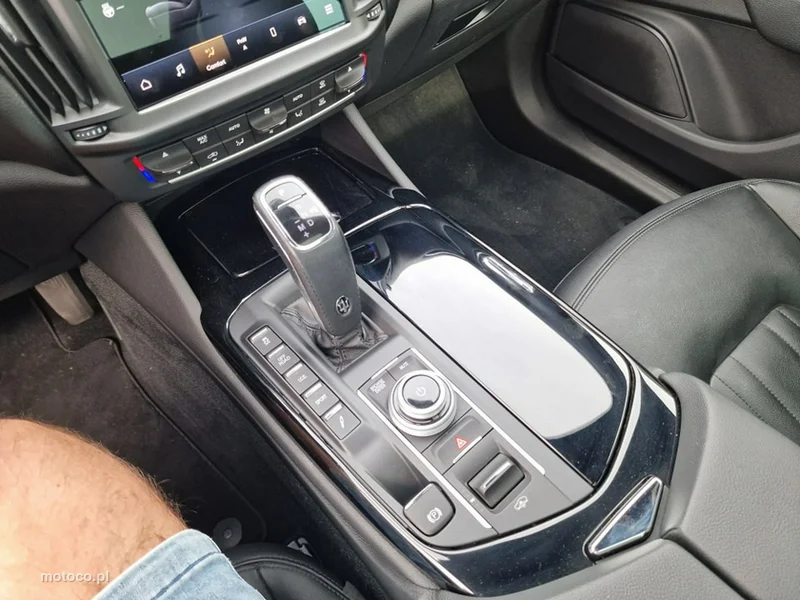 Maserati Levante 27