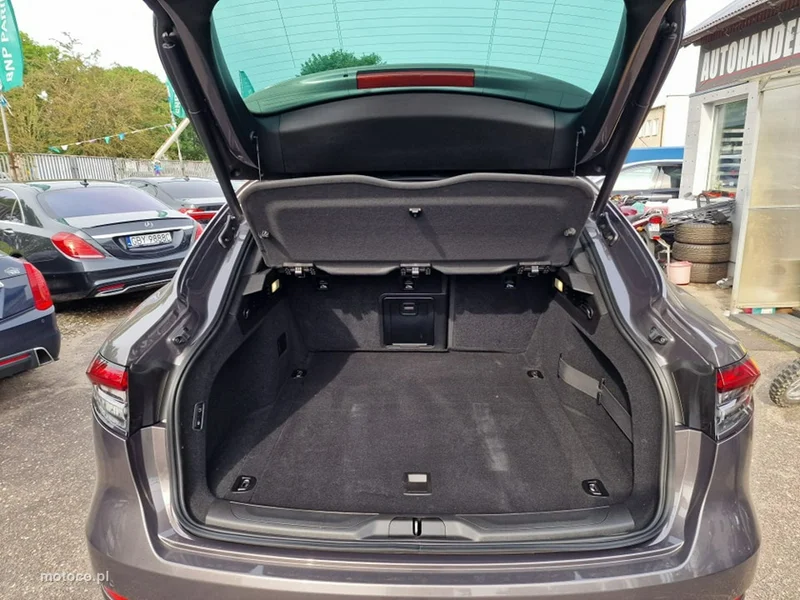 Maserati Levante 36