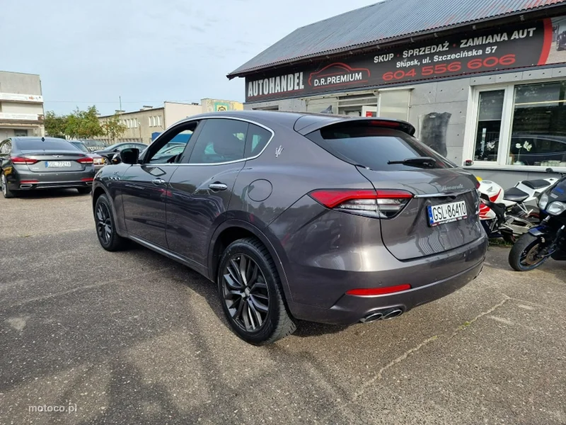 Maserati Levante 6