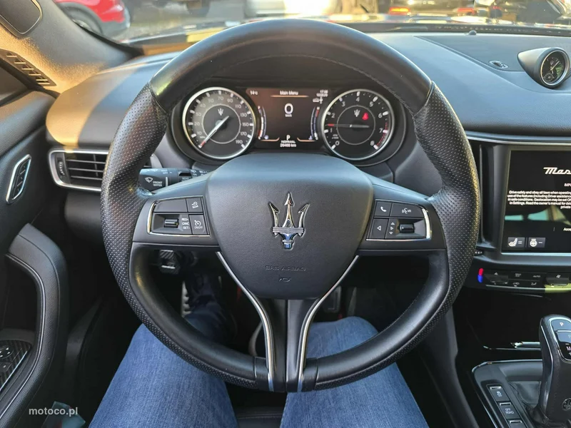 Maserati Levante 10