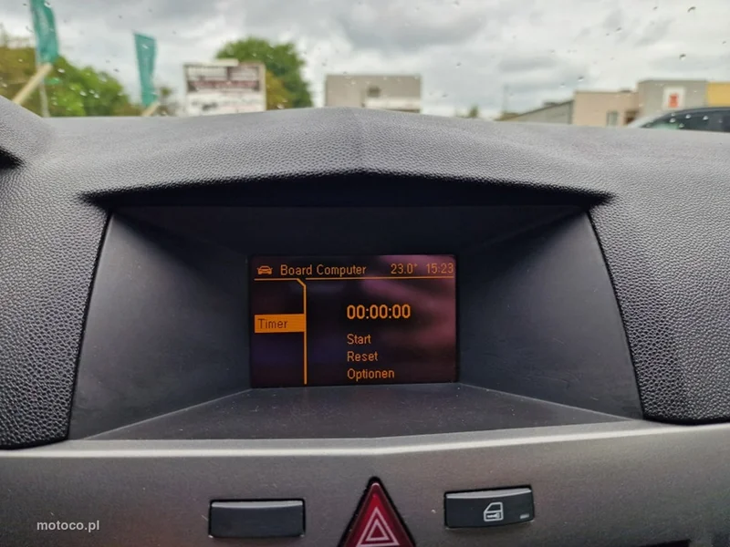 Opel Astra H 20