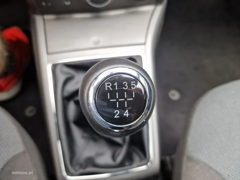 Opel Astra H 24