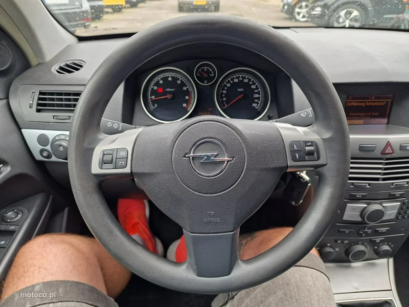 Opel Astra H 7