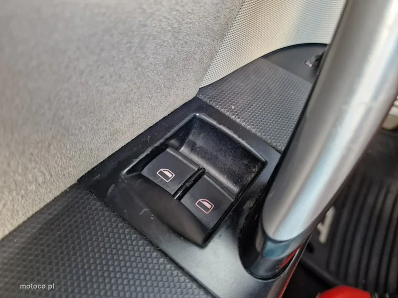 Audi TT 8J 16