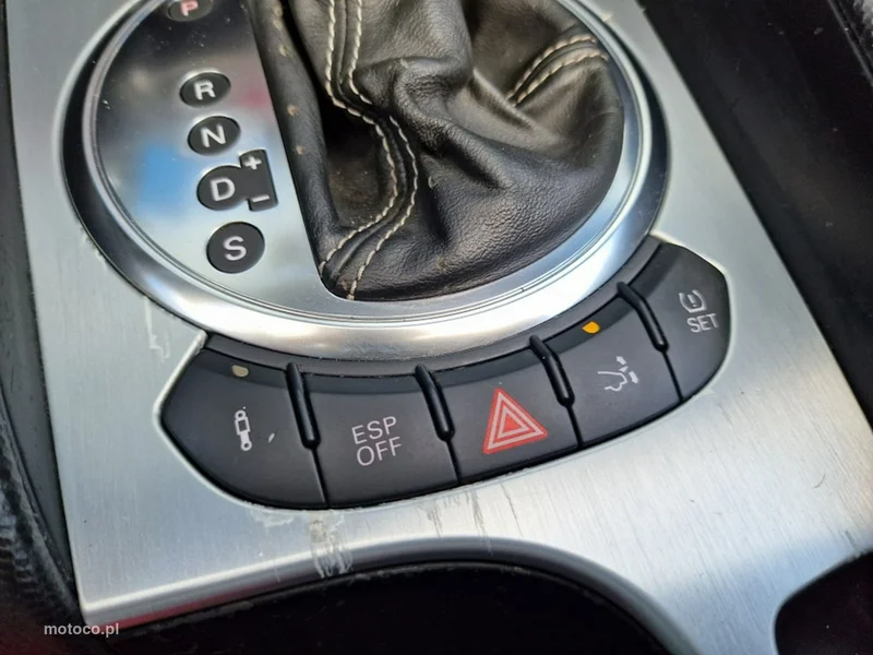 Audi TT 8J 24