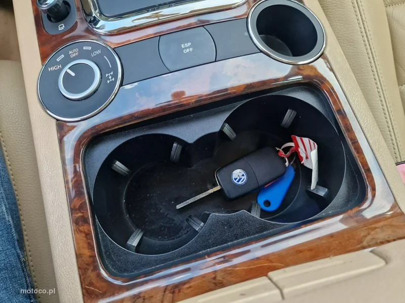 Volkswagen Touareg 7L 22