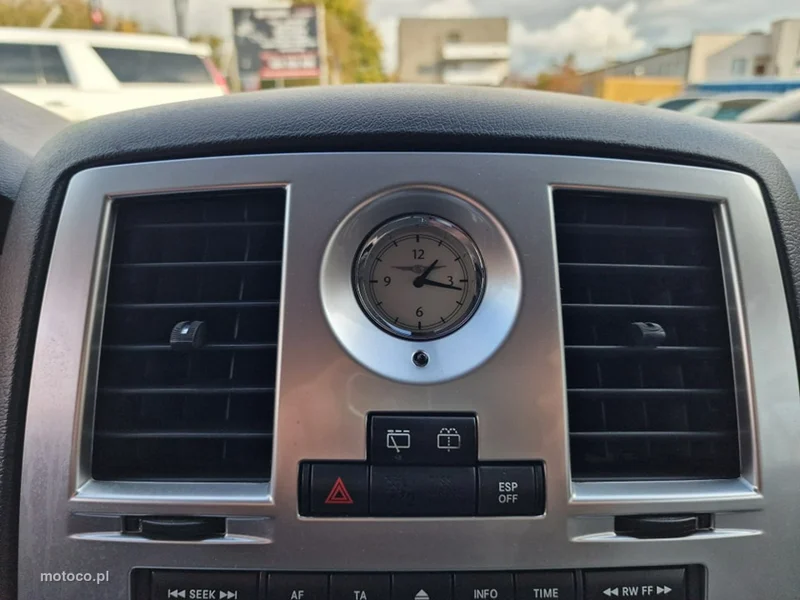 Chrysler 300C 16