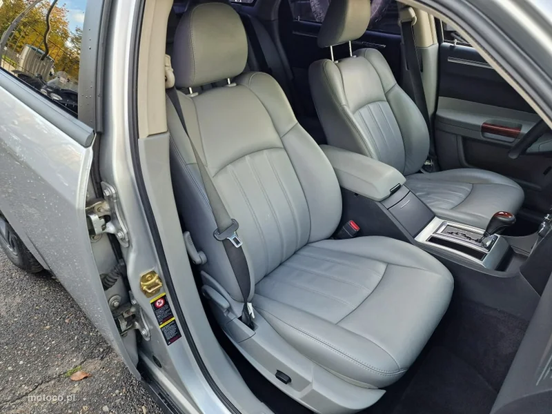 Chrysler 300C 22