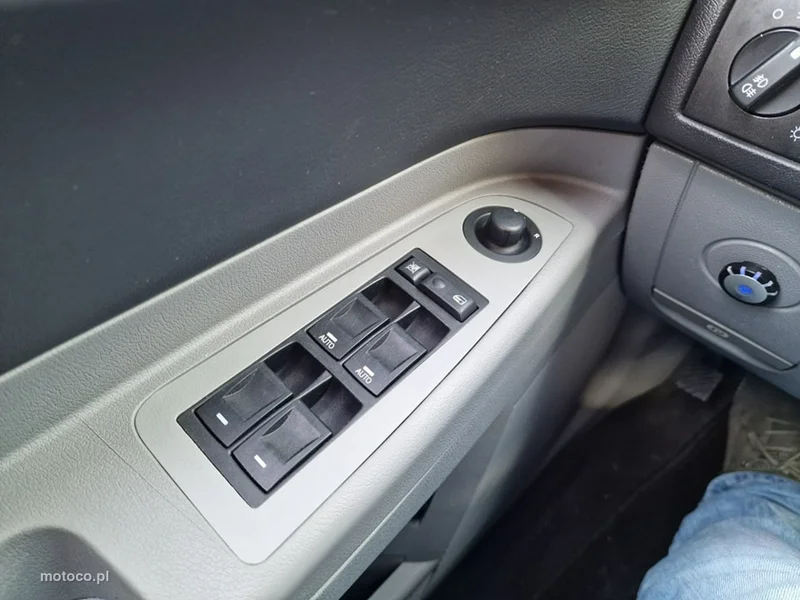 Chrysler 300C 10