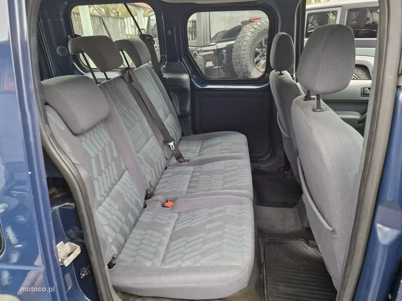 Ford Tourneo Connect 17