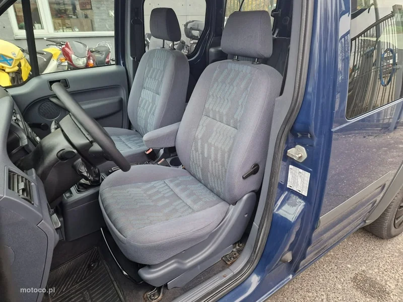 Ford Tourneo Connect 6