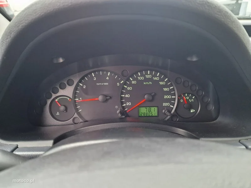 Ford Tourneo Connect 9