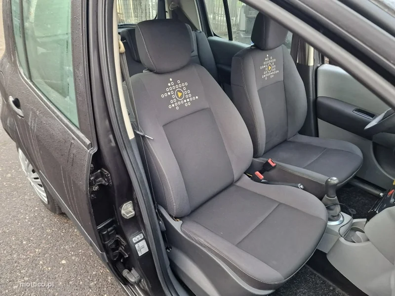 Renault Modus 23