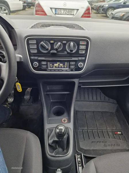 Volkswagen up! 10