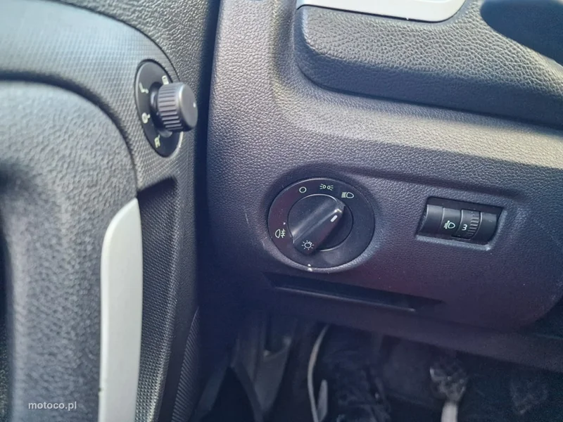 Skoda Fabia II 11
