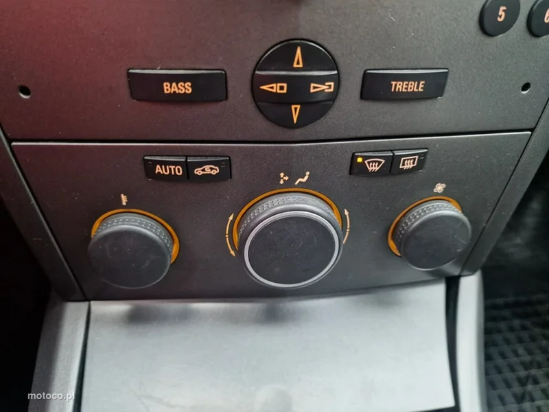 Opel Astra H 17