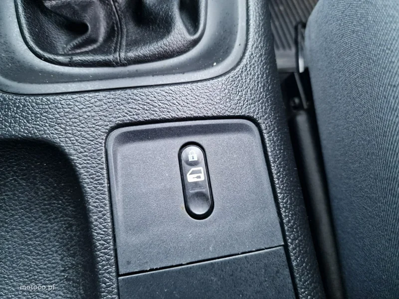 Nissan Primera 20