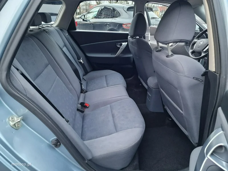 Nissan Primera 24