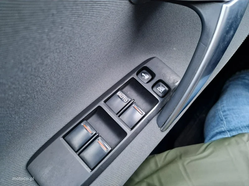 Nissan Primera 9