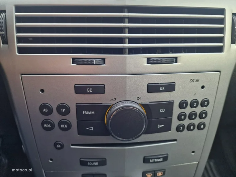 Opel Astra H 17